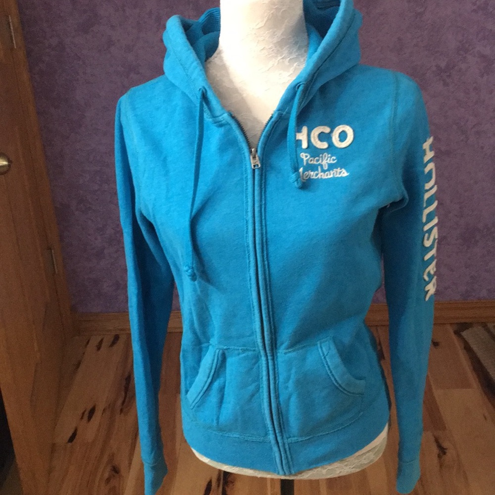 Hollister sweatshirt